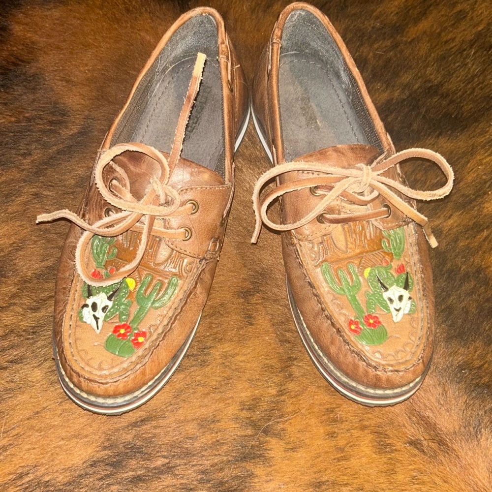 Brand new size 7 roper slide on